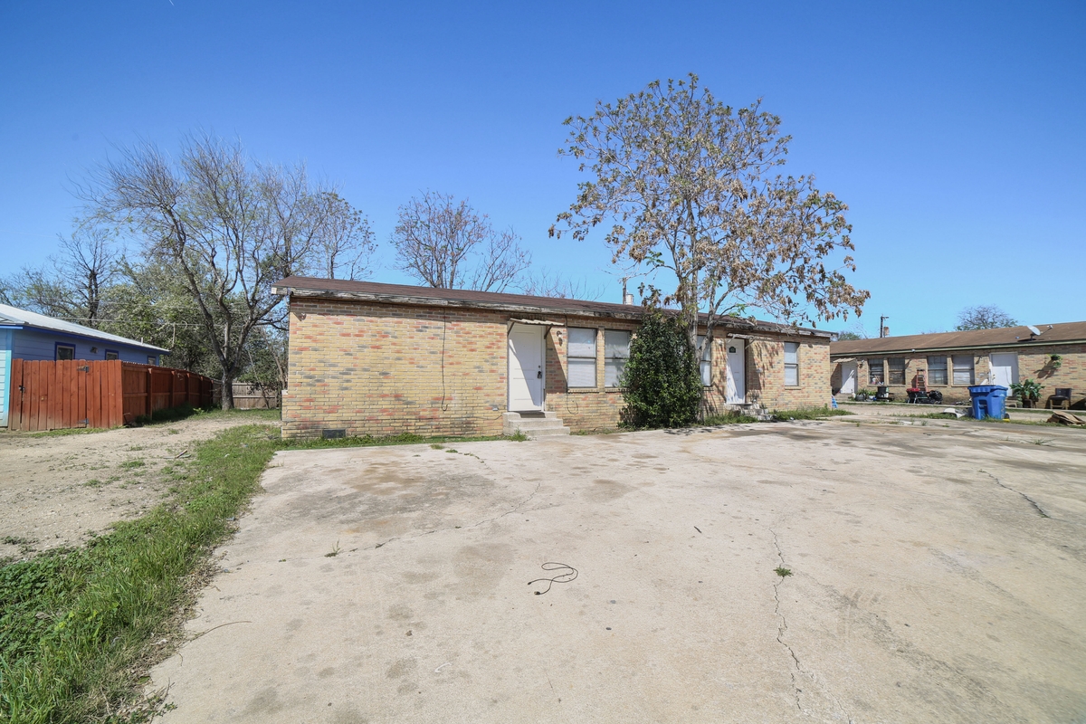 425 San Blas, San Antonio, TX 78214