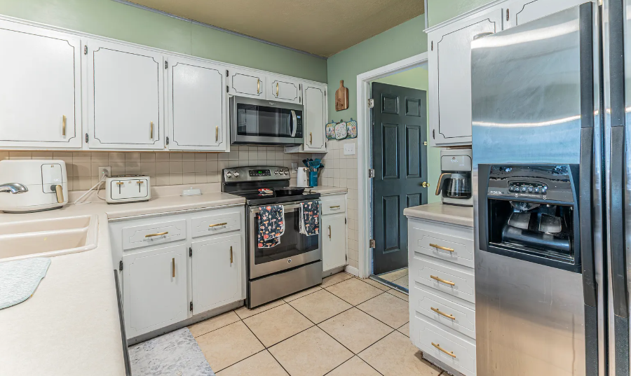 3321 Johnson Dr, Killeen, TX in Killeen, TX, owner financed with no credit check, photo 2 of 9