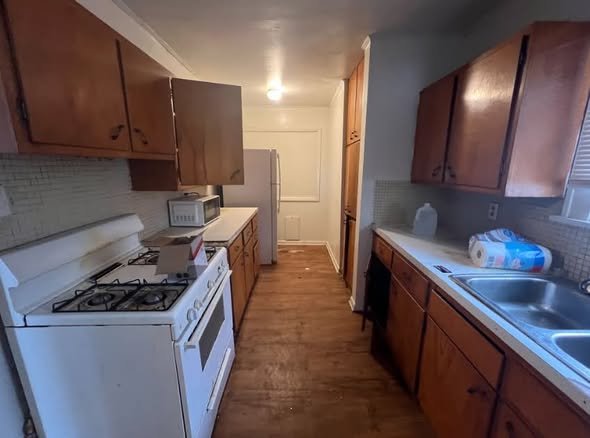 125 S. 16th St., Decatur, IL 62521