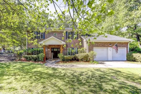 302 Silver Creek Dr., Vicksburg, MS 39180