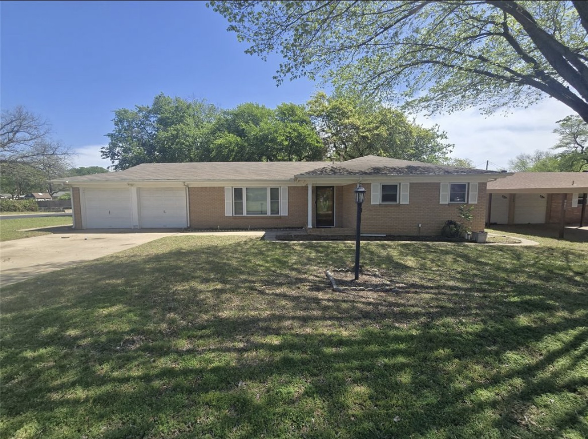 1144 Norwood Dr, Hurst, TX 76053