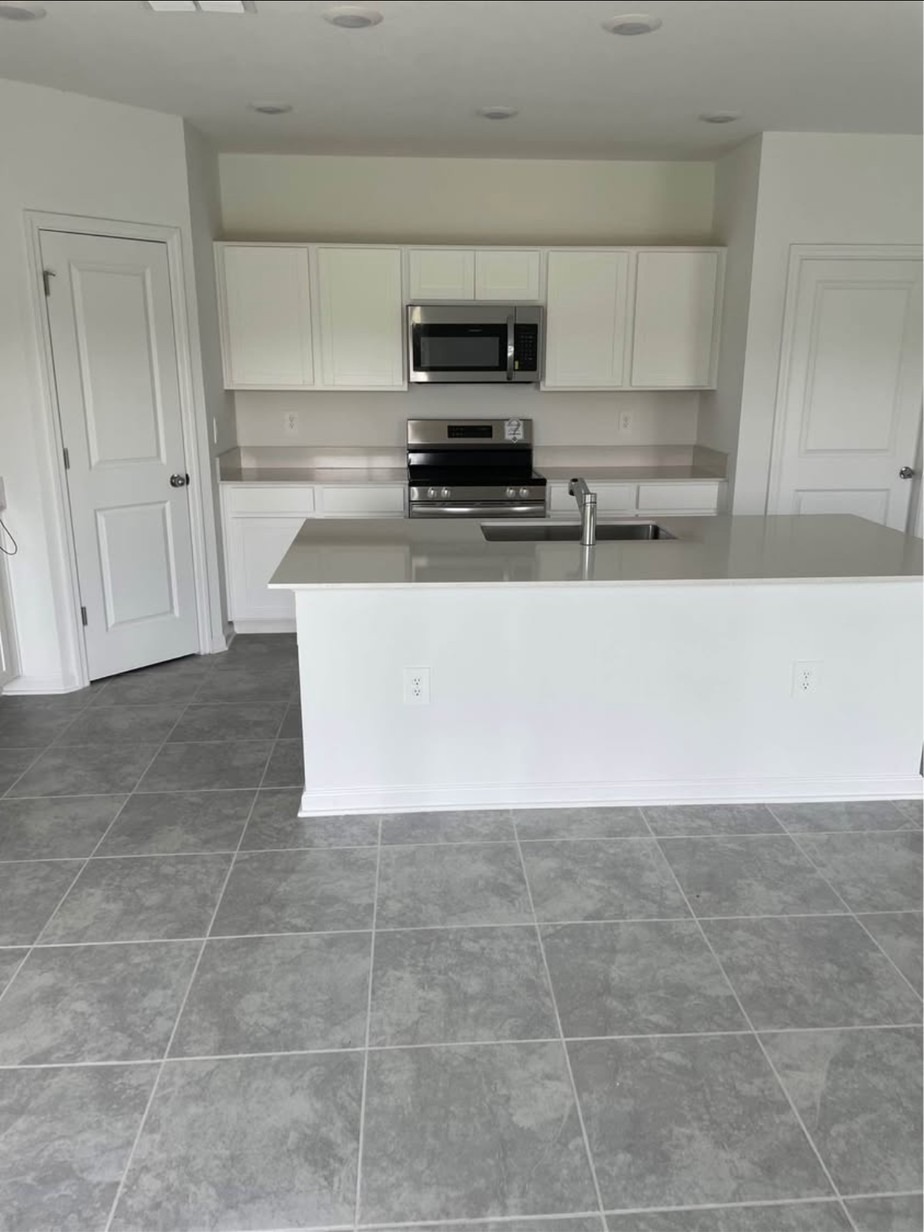 1642 Teagan Ln, Winter Haven FL in Winter Haven, FL, owner financed with no credit check, photo 4 of 12