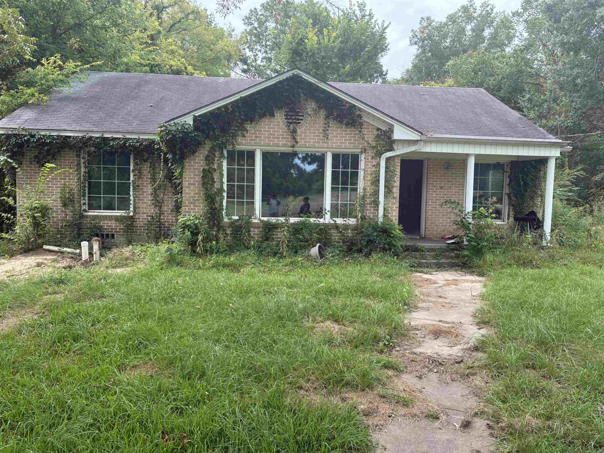2-Bedroom Owner Finance Home in Carthage, TX in Carthage, TX, owner financed with no credit check, photo 1 of 17