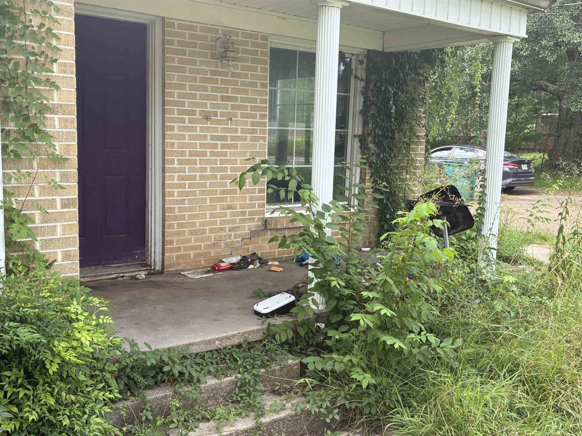 2-Bedroom Owner Finance Home in Carthage, TX in Carthage, TX, owner financed with no credit check, photo 2 of 17