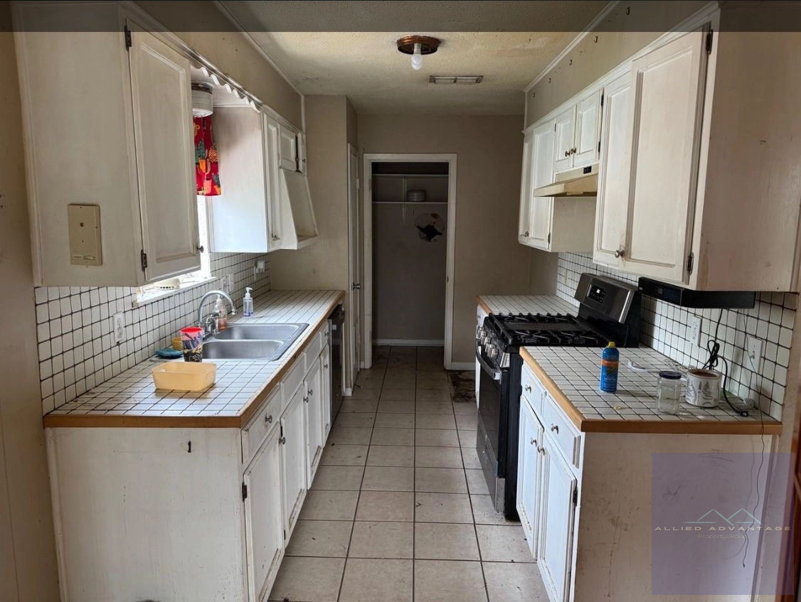 3-Bedroom Owner Finance Home in Taylor, TX in Taylor, TX, owner financed with no credit check, photo 1 of 8