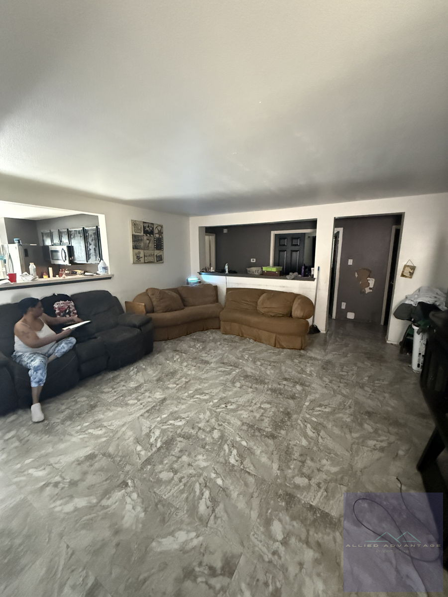 4-Bedroom Owner Finance Home in Dallas, TX in Dallas, TX, owner financed with no credit check, photo 9 of 20
