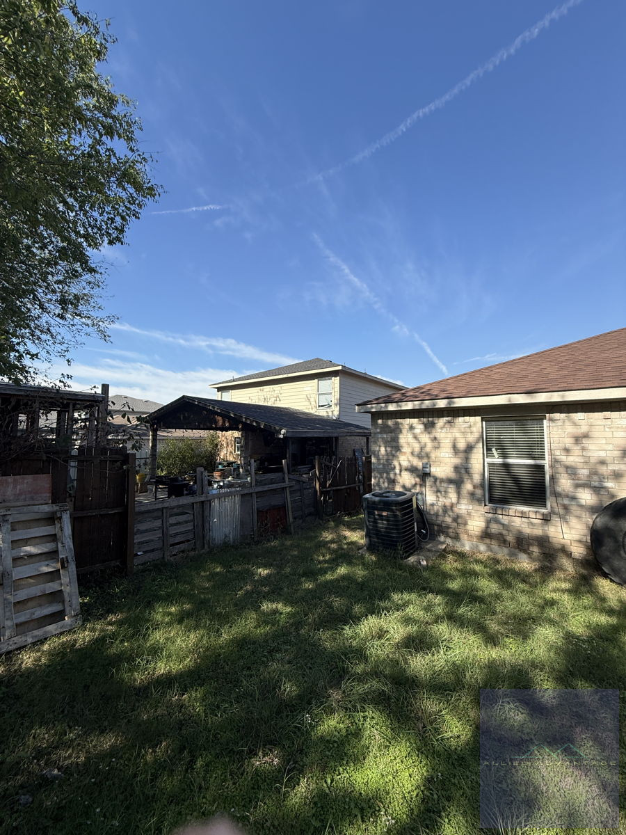 4-Bedroom Owner Finance Home in Dallas, TX in Dallas, TX, owner financed with no credit check, photo 12 of 20