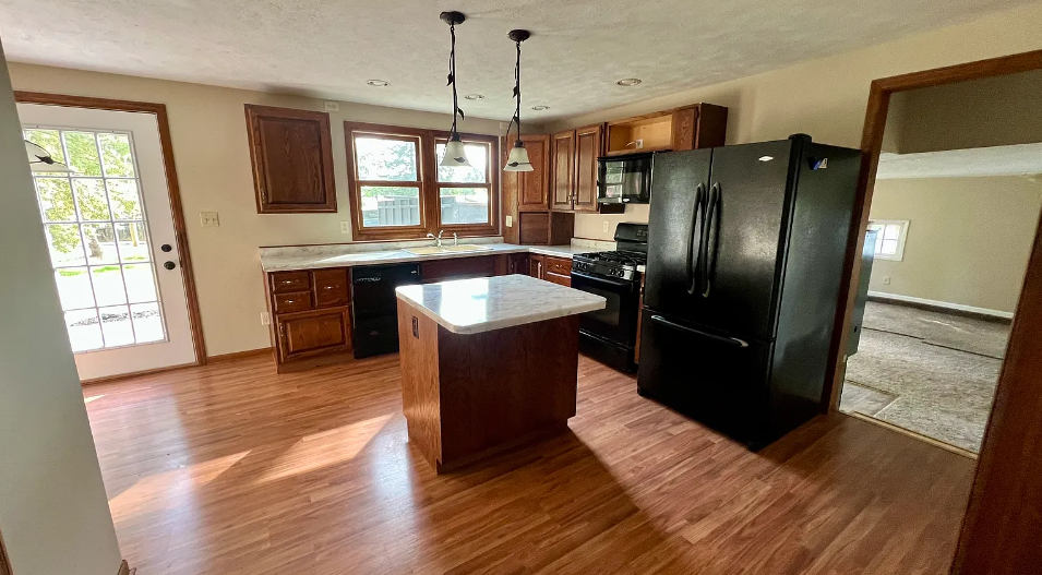 3-Bedroom Owner Finance Home in Veedersburg, IN in Veedersburg, IN, owner financed with no credit check, photo 3 of 8