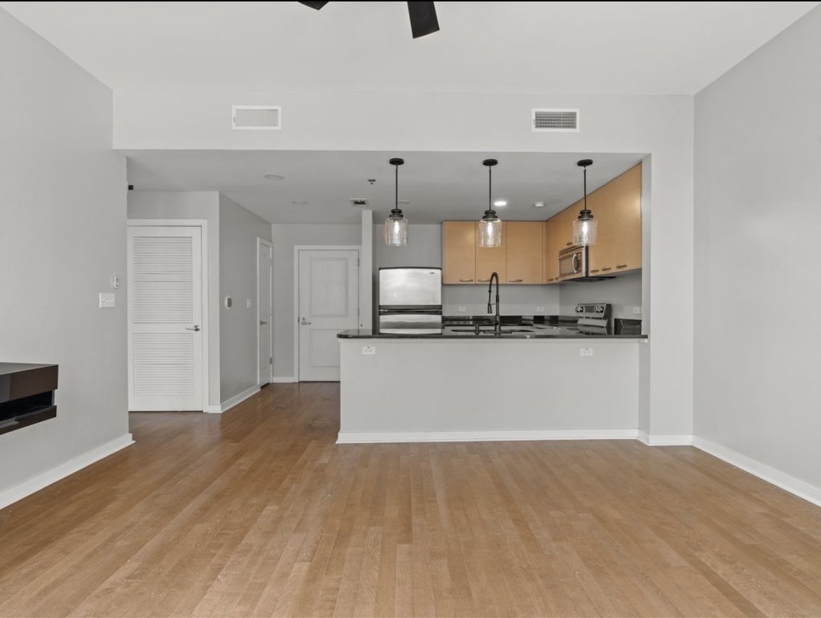 1-Bedroom Owner Finance Condo in Dallas, TX in Dallas, TX, owner financed with no credit check, photo 2 of 10