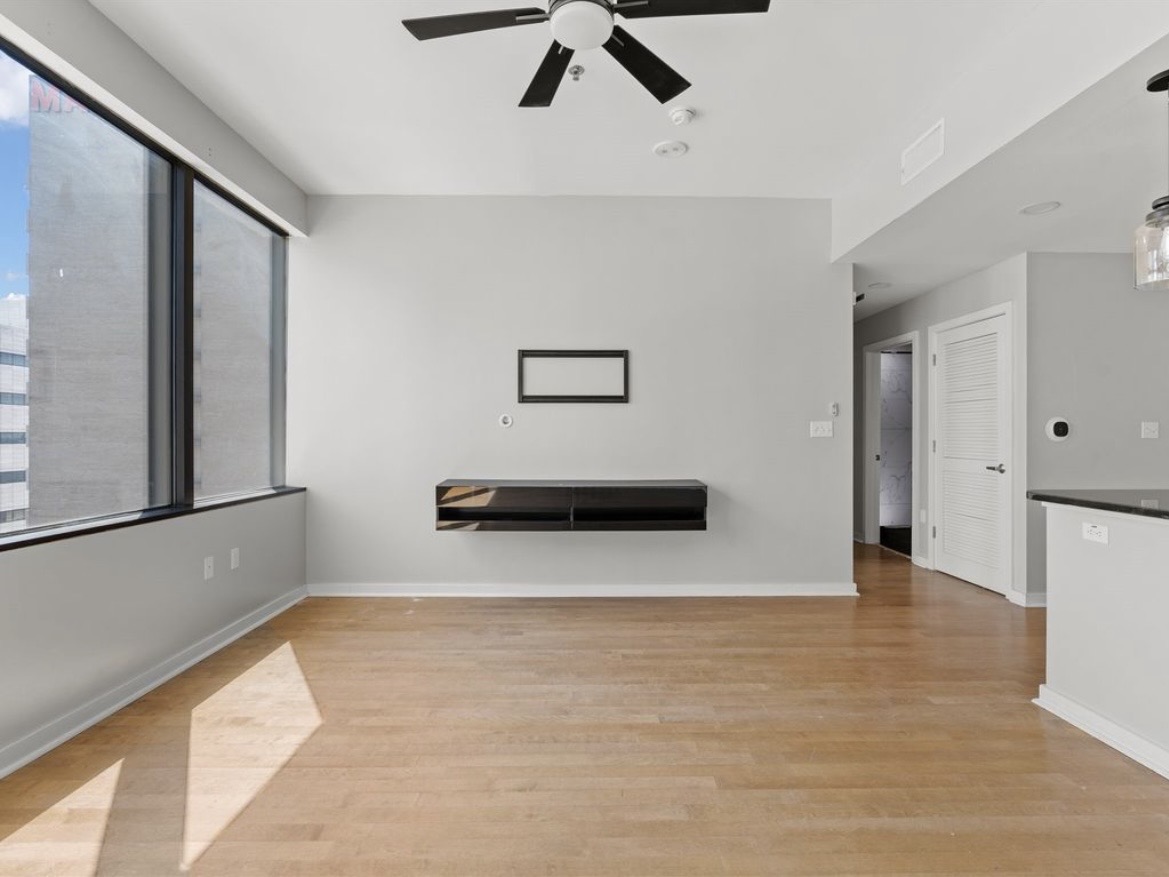 1-Bedroom Owner Finance Condo in Dallas, TX in Dallas, TX, owner financed with no credit check, photo 9 of 10