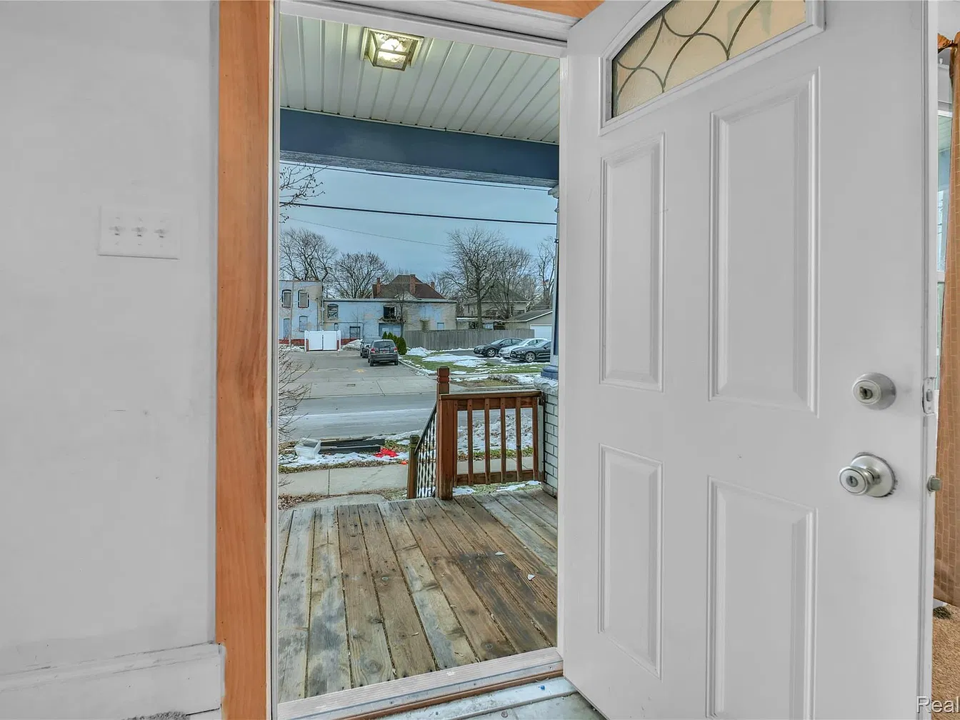 3-Bedroom Owner Finance Home in Saginaw, MI in Saginaw, MI, owner financed with no credit check, photo 3 of 10